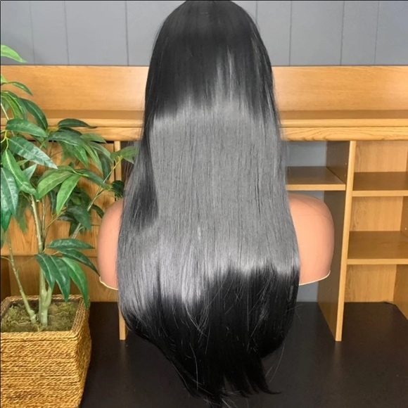 New 26inch Jet Black Silky STRAIGHT Synthetic Hair Wig with Bangs - Picture 4 of 4
